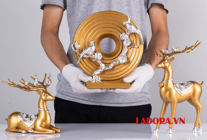 cặp hượu trang trí phòng khách tại ladora shop