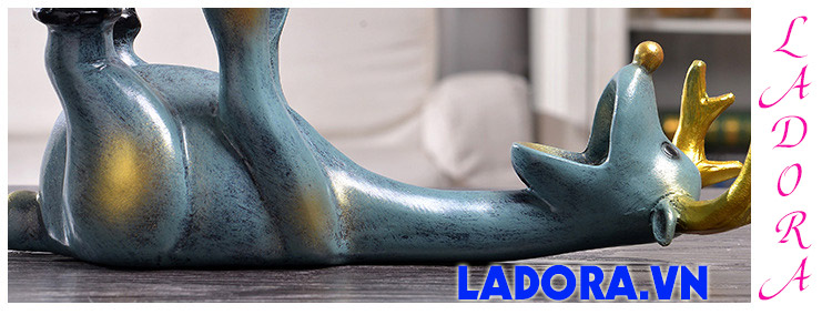 tuần lộc đem đến may mắn và tốt lành - ladora shop bán đồ decor độc đáo