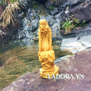 đồ trang trí bàn làm việc tại ladora shop