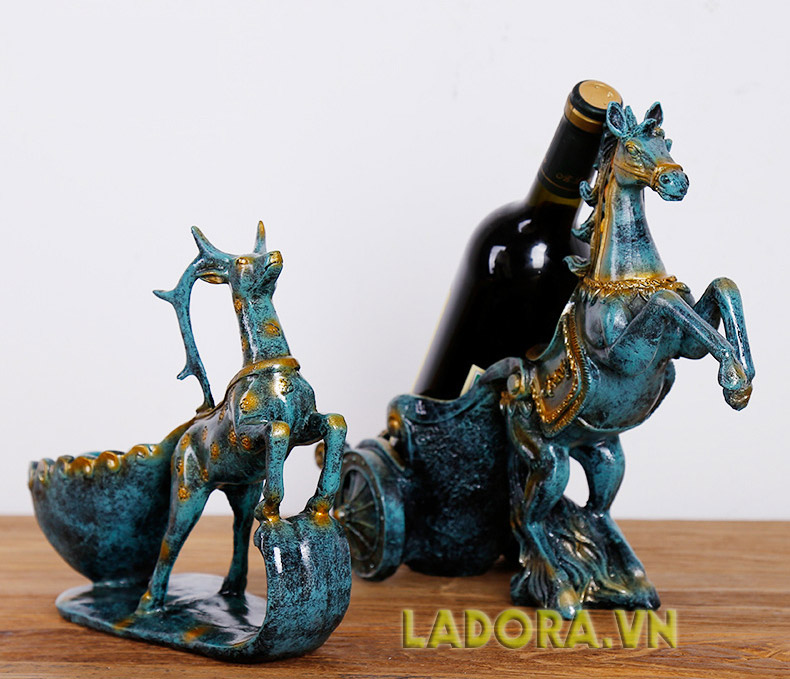 kệ rượu vang làm quà tặng độc đáo tại ladora của hàng bán đồ trang trí nhà đẹp