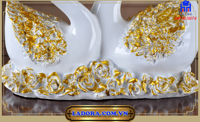 kích thước, hình ảnh chi tiết đôi chim thiên nga