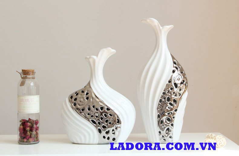 Cặp bình hoa trang trí đẹp tại ladora.com.vn