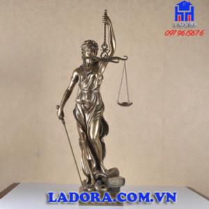 đồ decor trang trí nhà đẹp tượng nữ thần công lý tại ladora shop