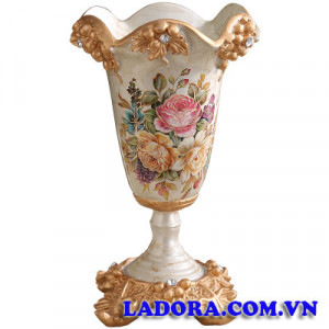 lọ hoa trang trí tại shop đồ trang trí decor ladora ở hà nội