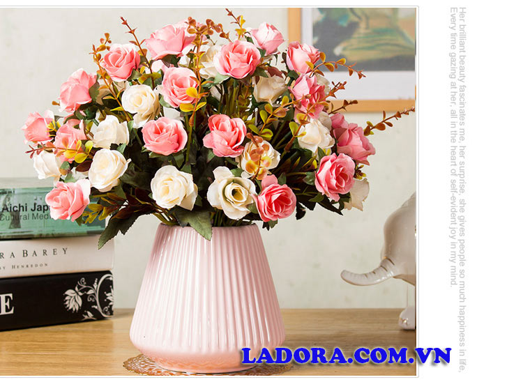 lọ hoa lụa đẹp tại shop bán đồ trang trí nhà ladora