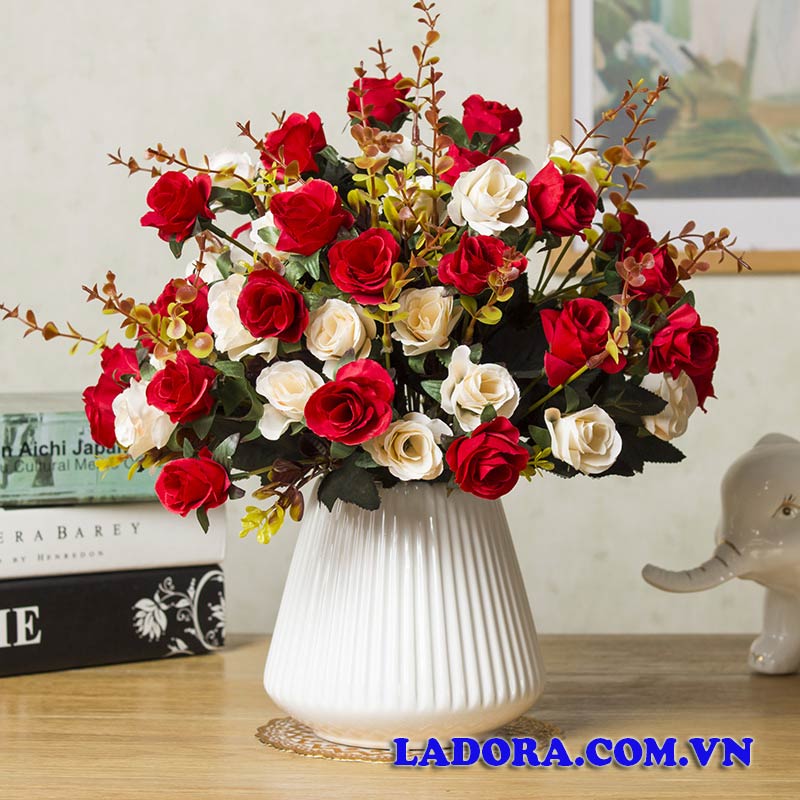 hoa lụa đẹp tại ladora shop đồ decor trang trí ở hà nội