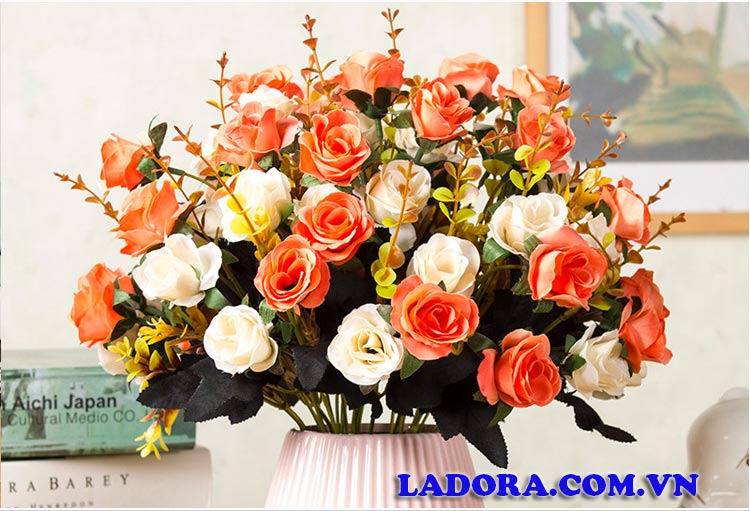 bình hoa hồng đẹp tinh tế tại ladora shop ở hà nội