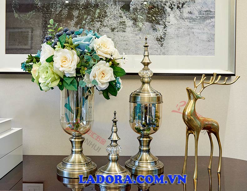 trang trí phòng đẹp với bộ lọ hoa thủy tinh tại ladora shop ở hà nội