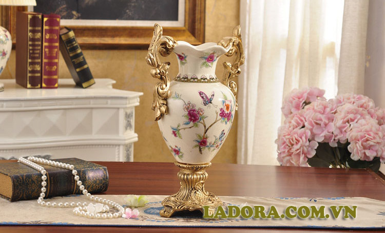 quà tặng ý nghĩa với lọ hoa tân cổ điển tại ladora shop
