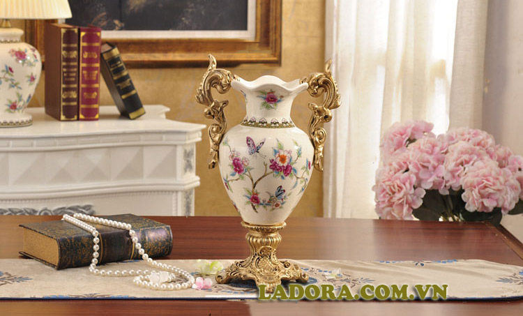bình cắm hoa đẹp tại ladora shop đồ decor ở hà nội