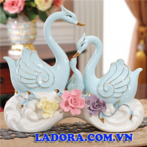 gia đình chim thiên nga trang trí tại ladora shop