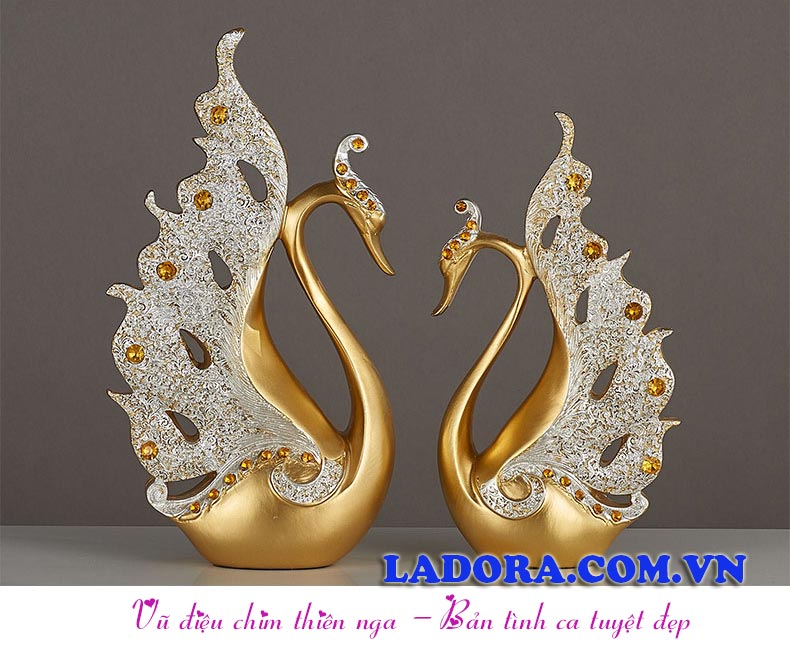 đôi chim thiên nga thể hiện sống động tình yêu đôi lứa - ladora shop ở hà nội