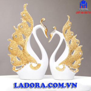 chim thiên nga trang trí nội thất phòng khách đẹp