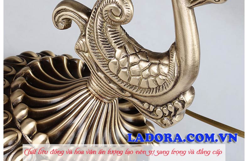 đèn ngủ được làm từ đồng nguyên chất cho ra sản phẩm sang trọng và đẳng cấp - ladora shop