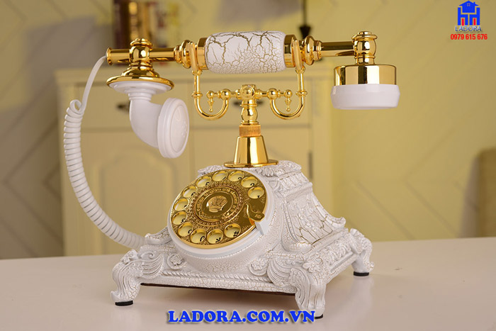 điện thoại cổ điển cho ngôi nhà phong cách tân cổ điển