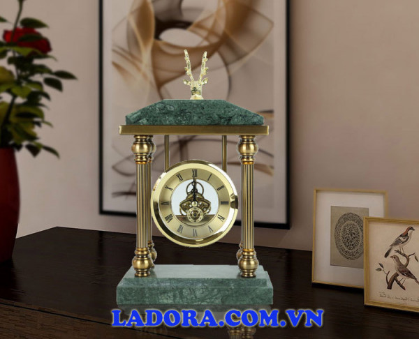 đồng hồ để bàn tại ladora shop