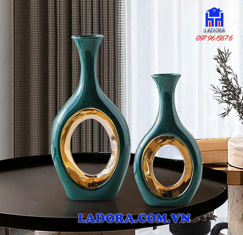 lọ hoa gốm sứ với phong cách độc đáo sáng tại tại shop đồ decor trang trí ladora