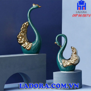 cặp chim thiên nga trang trí tại ladora shop