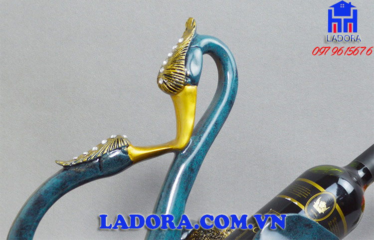 chim thiên nga là biểu tượng cho sự quyến rũ và xinh đẹp 