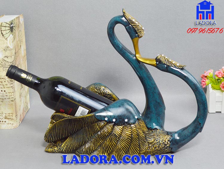 giá để rượu vang chim thiên nga biểu trưng cho sự cao quý, xinh đẹp và sang trọng tại ladora shop