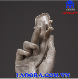 đôi tay tình nhân trang trí decor nhà ý nghĩa tại ladora shop