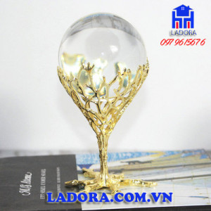 quả cầu pha lê độc đáo và ý nghĩa tại ladora shop