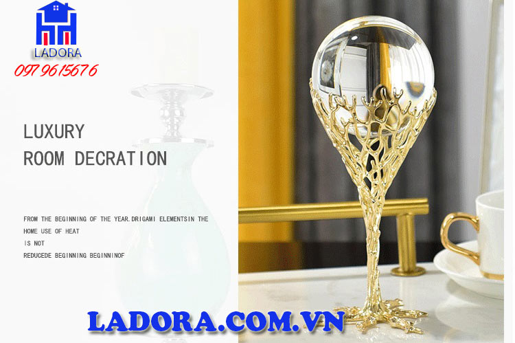 ý nghĩa phong thủy của quả cầu pha lê tại ladora shop