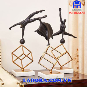 tượng decor trang trí người chơi thể thao tại ladora shop