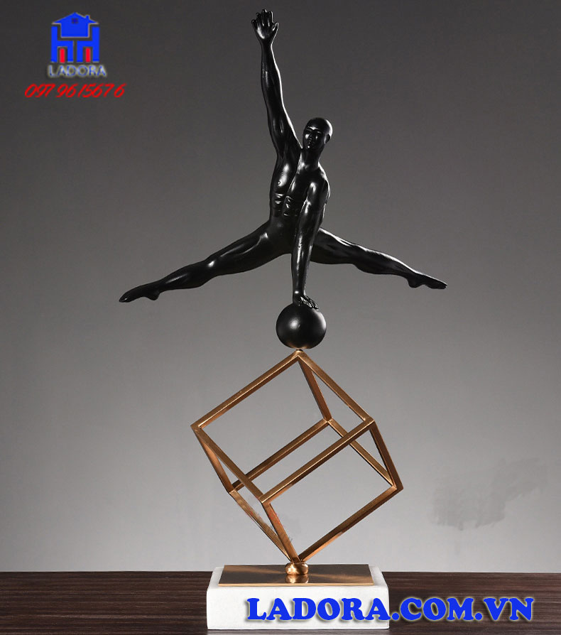 tượng decor trang trí người chơi thể thao độc đáo tại ladora shop
