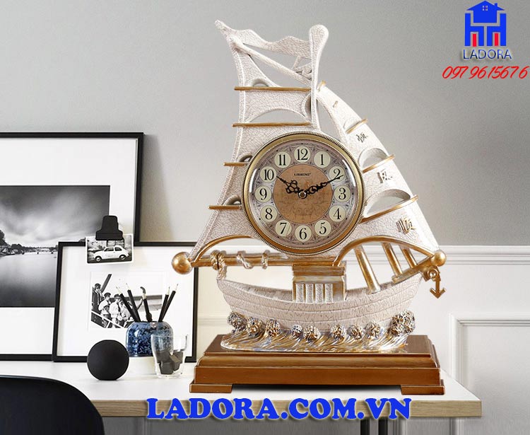 thuyền buồm là phương tiện giao thông từ lâu đời