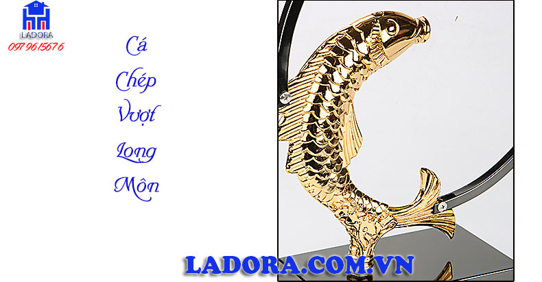 giá treo ly cá chép và câu chuyện đầy thú vị và ý nghĩa