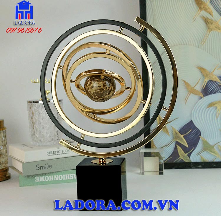 trang trí bàn làm việc quả cầu đá độc đáo tại ladora shop