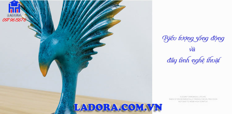 tượng đại bàng tung cánh tại ladora là một biểu tượng đầy sống động và giàu tính nghệ thuật