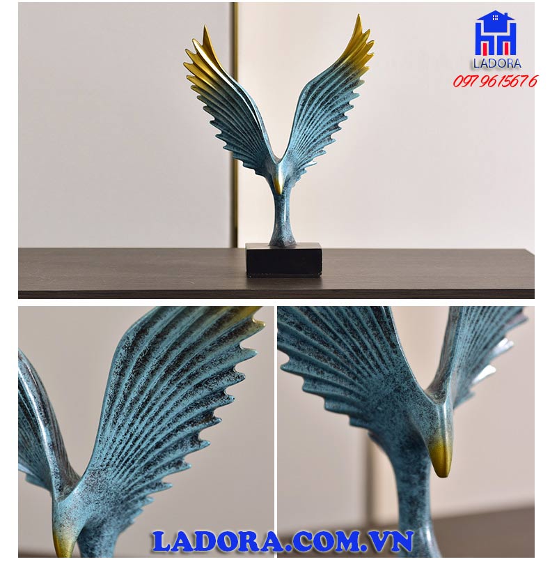 decor trang trí tượng chim đại bàng có ý nghĩa thể hiện tính cách hiên ngang và tầm nhìn xa trông rộng của gia chủ