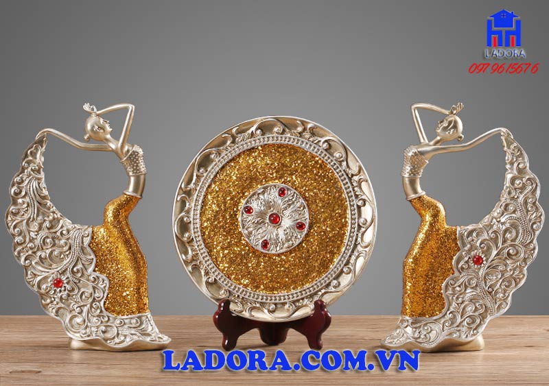 sự đối xứng trong tác phẩm decor hoàn hảo