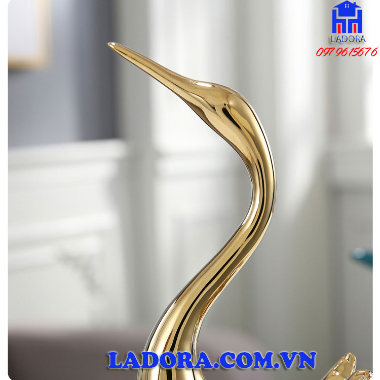sự thanh thoát trong decor gốm sứ chim hồng hạc