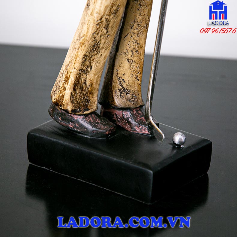 đồ decor trang trí người chơi Golf được làm từ chất liệu composite cao cấp rất bền và đẹp