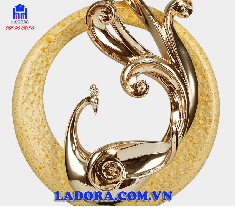 Phượng hoàng trang trí tượng trưng cho sự thịnh vượng trường tồn