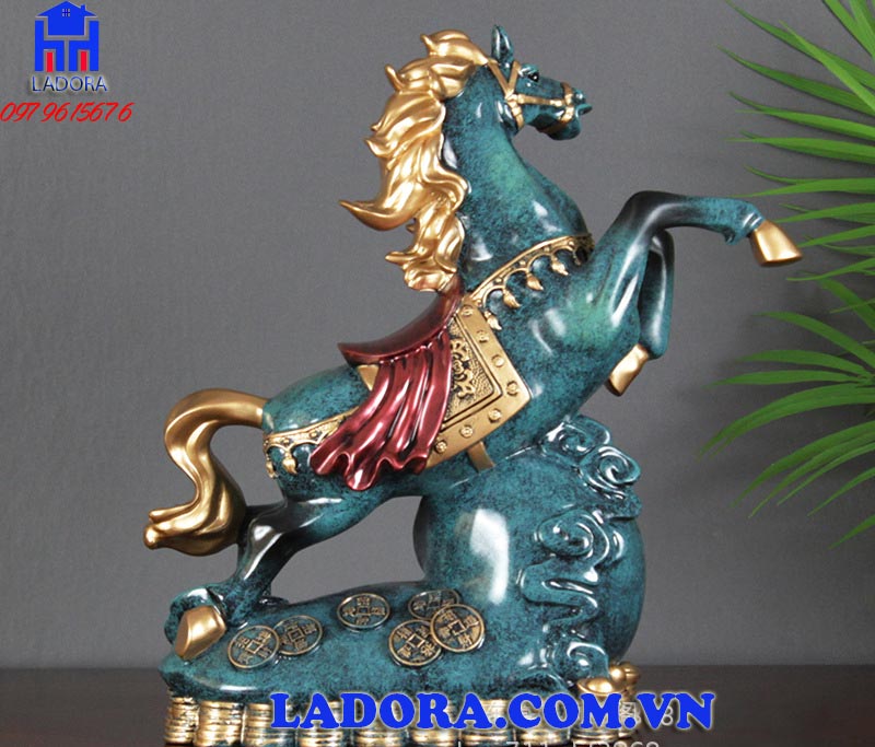 tượng ngựa phong thủy biểu trưng cho nghị lực và trí tuệ