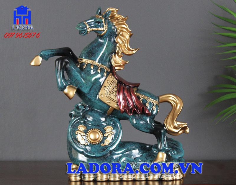 ngựa phong thủy tài lộc tại ladora shop