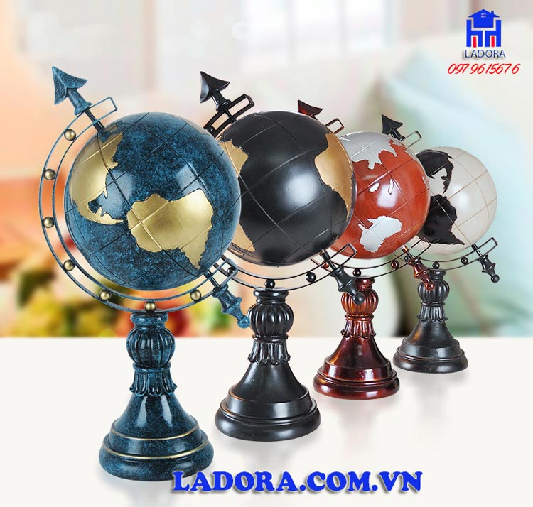 quả địa cầu trang trí tại ladora shop