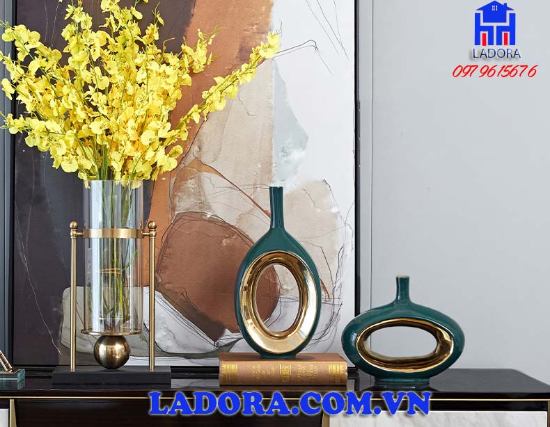 trang trí decor nhà đẹp cặp lọ hoa độc đáo tại ladora shop