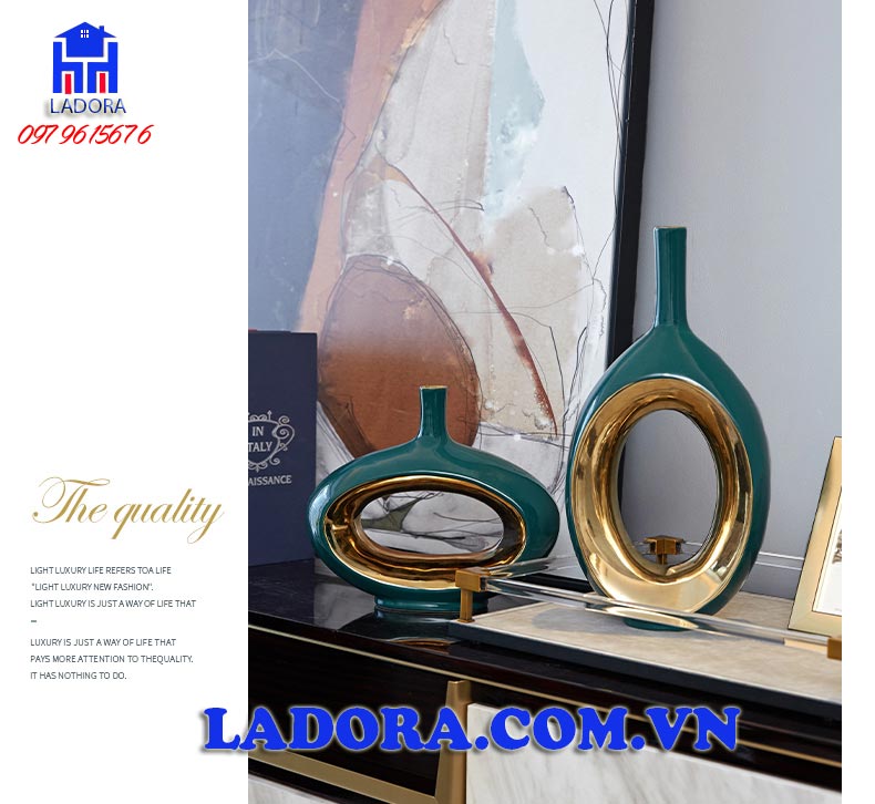 cặp lọ hoa trang trí decor phòng tạo nên sự tươi mới cho không gian