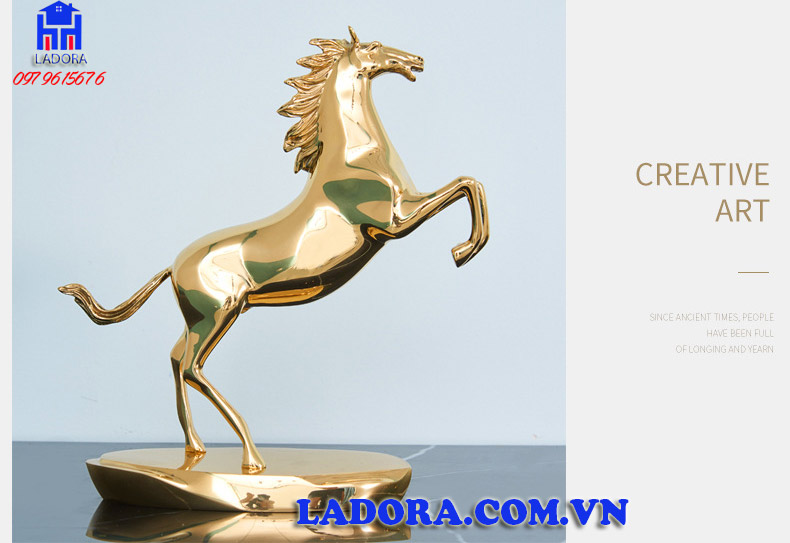 con ngựa là biểu tượng cho sự đẹp đẽ, may mắn, tốt lành