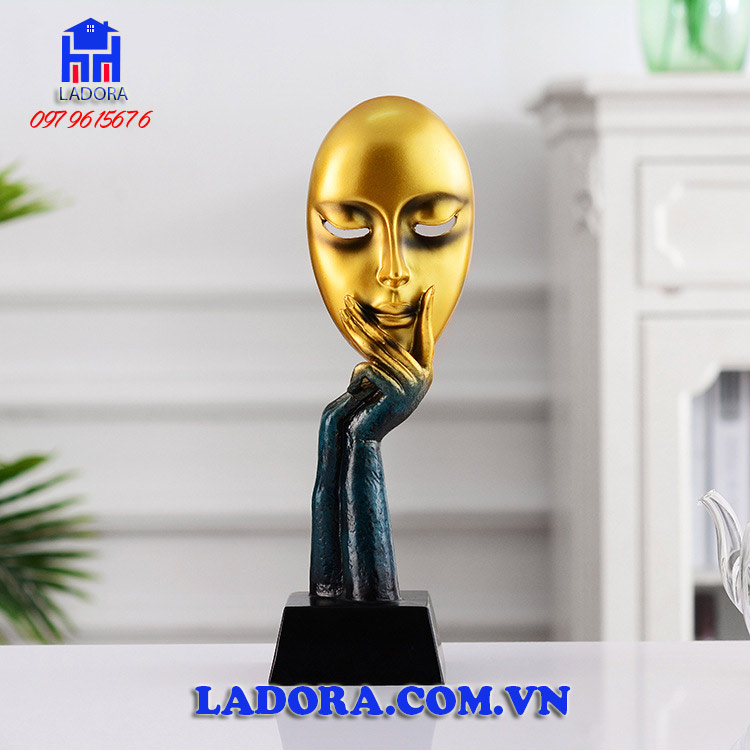 người sống nội tâm luôn suy nghĩa thấu đáo