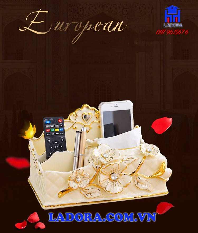 Hộp đựng đựng các đồ vật rất đẹp và gọn gàng