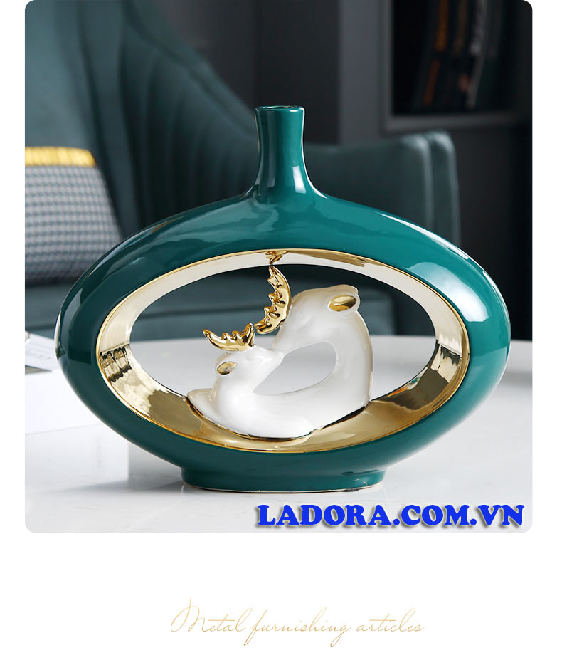 cặp lọ hoa trang trí vừa thanh lịch, vừa độc đáo và ý nghĩa