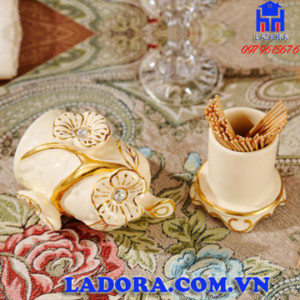 trang trí bàn ăn đẹp hộp tăm cao cấp