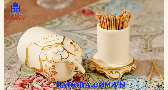 hộp đựng tăm bằng sứ cao cấp