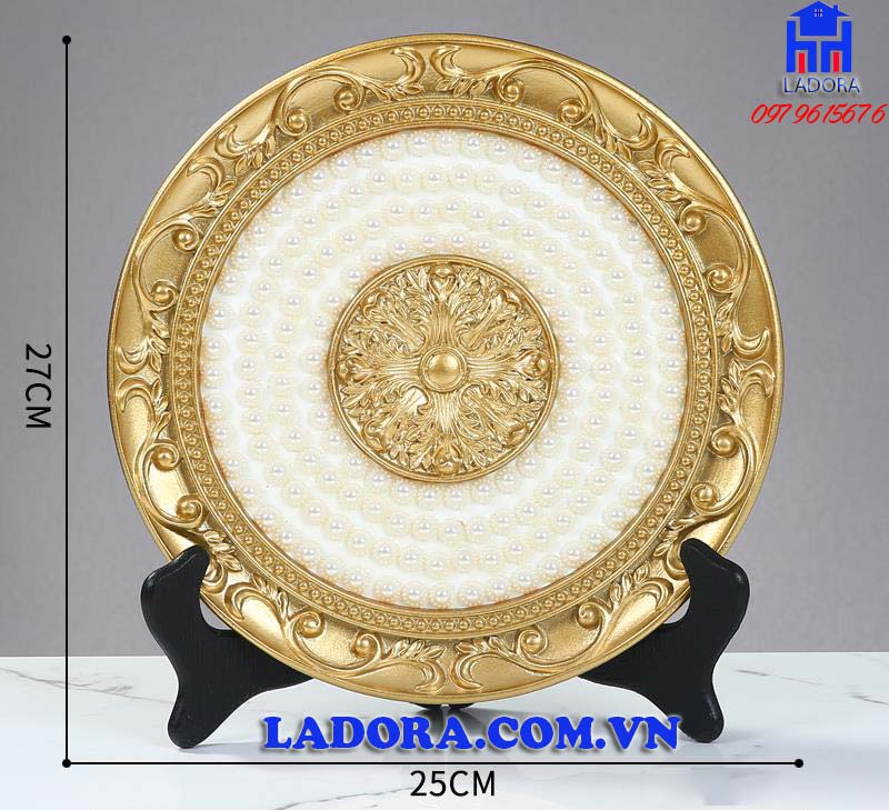 kích thước chiếc đĩa kết hợp cùng cặp hươu